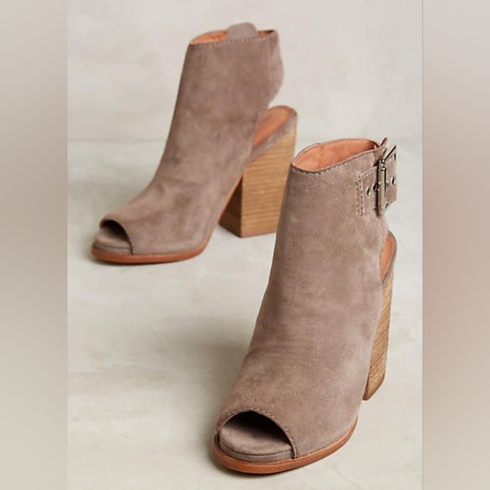 Anthropologie Jeffrey Campbell Brianna boots 9.5
